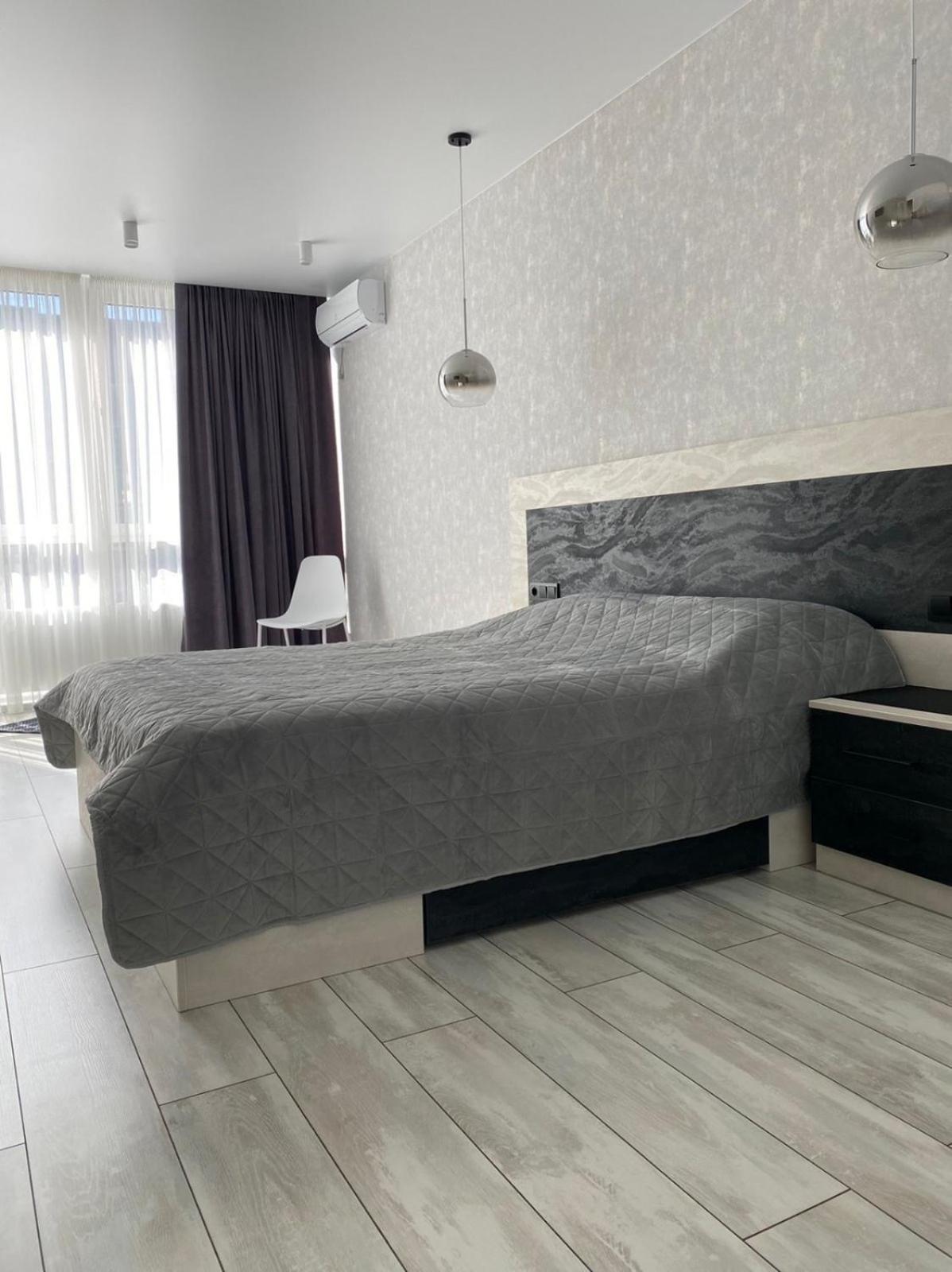 Studio Lux Loft On Victory Street In The City Center Daire Vinnitsya Dış mekan fotoğraf